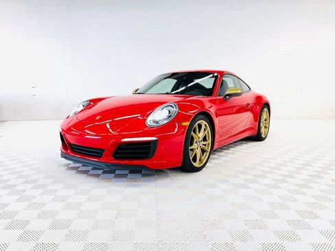 Used 2019 Porsche 911 Carrera T RWD image 2