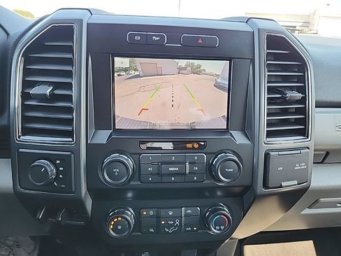 Used 2022 Ford F250 XLT AWD/4WD image 21