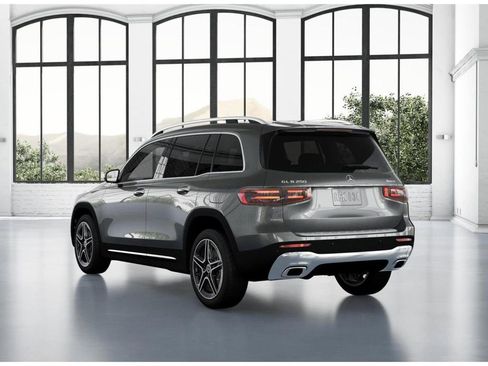 New 2026 Mercedes-Benz GLB 250 4MATIC image 28