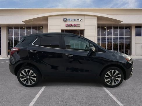 Used 2022 Buick Encore Preferred w/ Safety Package image 16