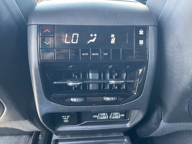 Used 2023 Jeep Grand Cherokee L Laredo AWD/4WD image 20
