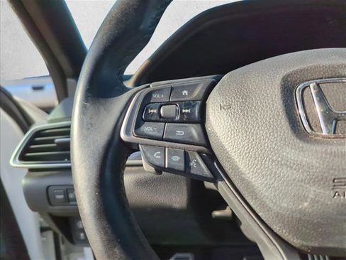 Used 2020 Honda Accord Sport image 9