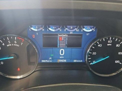 Used 2023 Ford Expedition XLT image 10