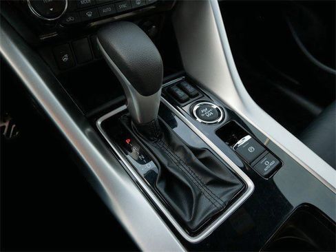 Used 2022 Mitsubishi Eclipse Cross SEL image 22