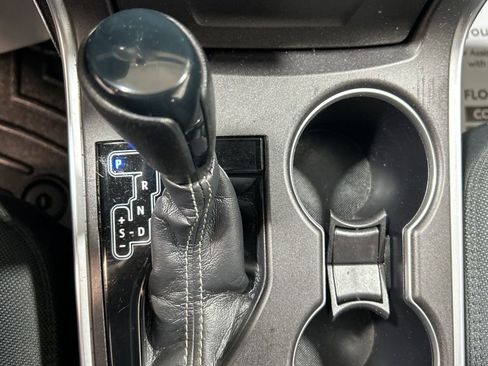 Used 2016 Toyota Camry LE image 29