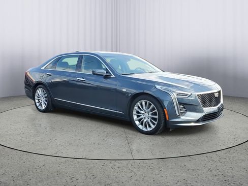 Used 2020 Cadillac CT6 Luxury image 2