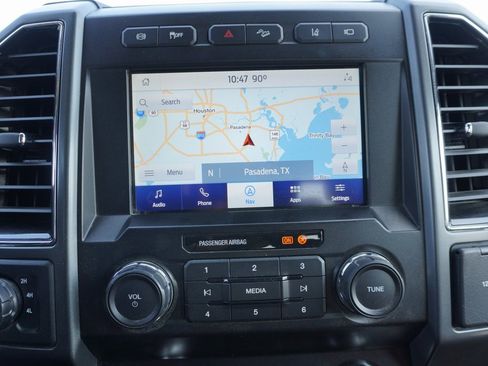 Used 2020 Ford F250 XLT w/ XLT Premium Package image 10