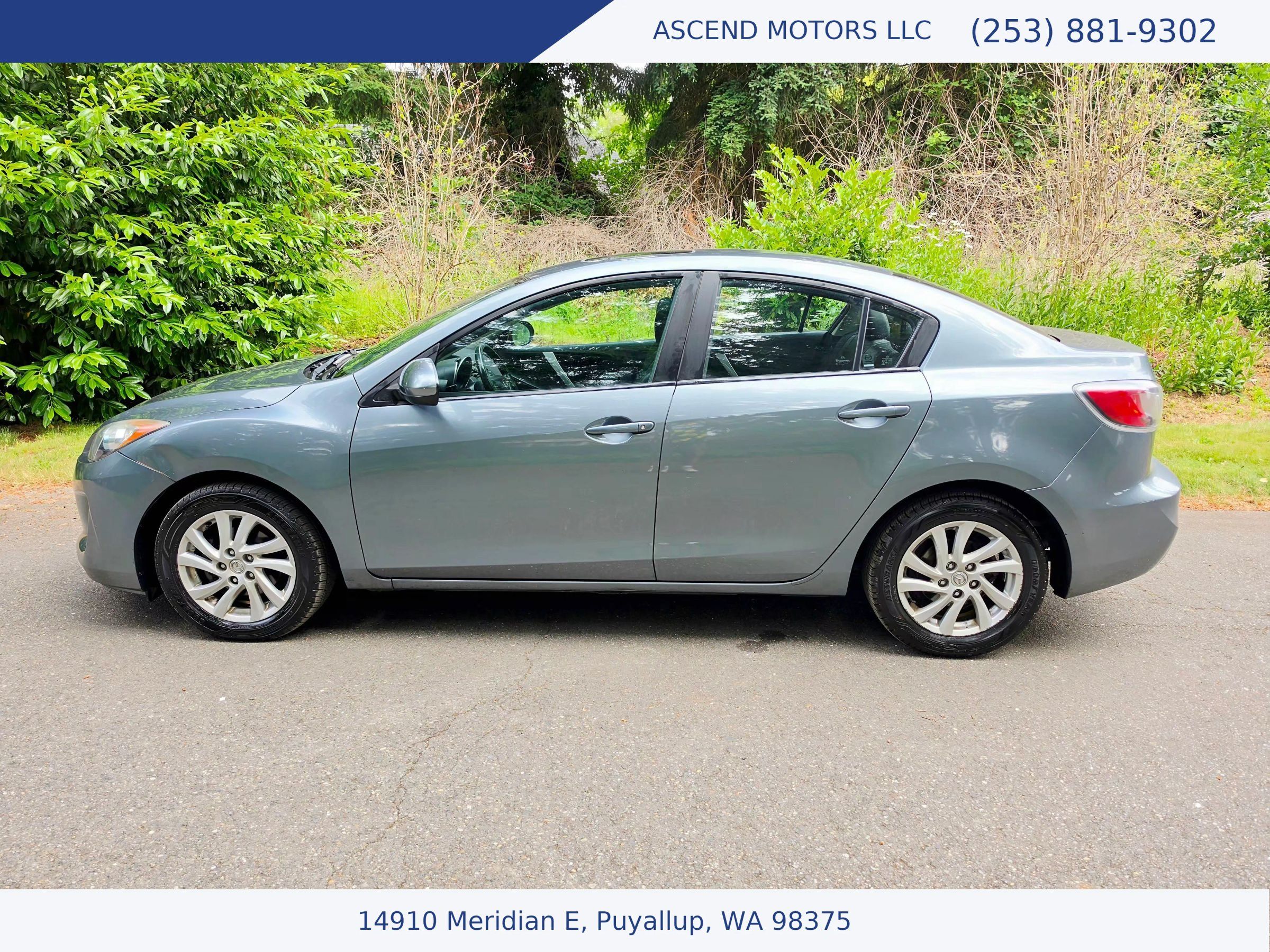Used 2012 MAZDA MAZDA3 i Grand Touring FWD image 2