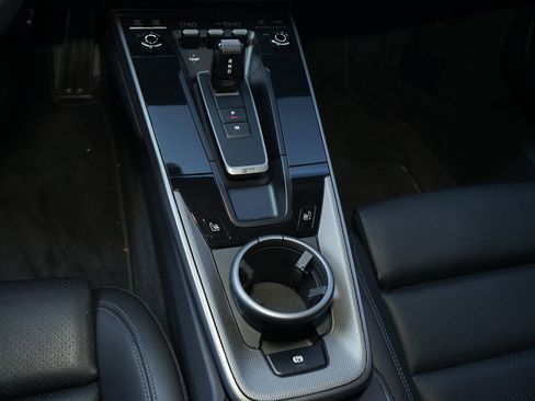 Used 2021 Porsche 911 Carrera image 16