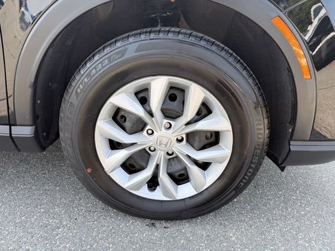 Used 2025 Honda CR-V LX image 32