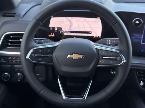 New 2026 Chevrolet Suburban Premier image 12