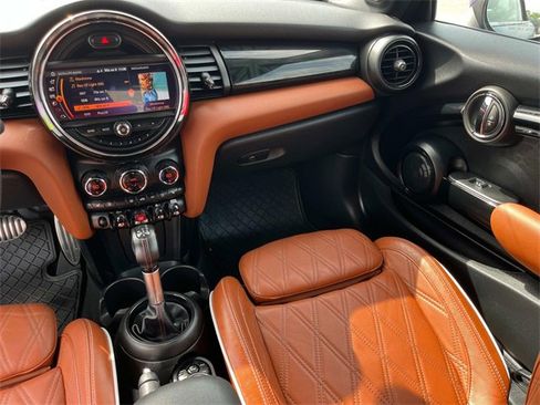 Used 2019 MINI Cooper S image 4