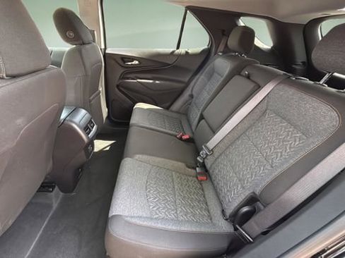 Used 2024 Chevrolet Equinox LT image 20
