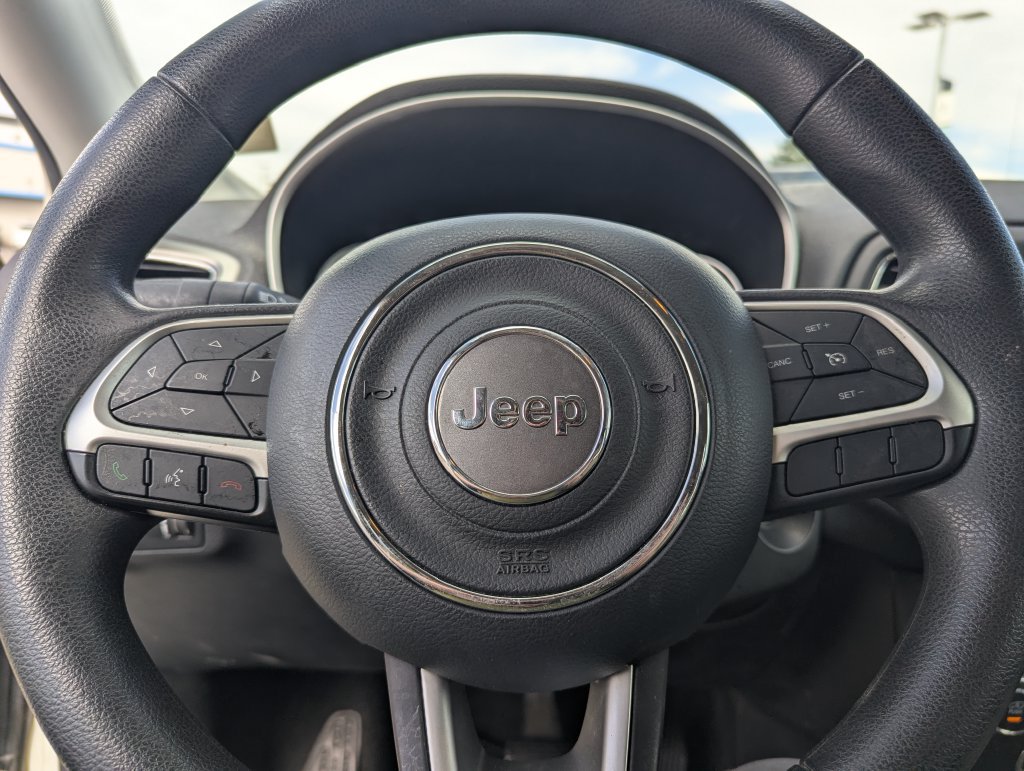 Used 2018 Jeep Compass Sport AWD/4WD image 18