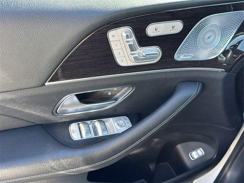 Used 2020 Mercedes-Benz GLE 350 4MATIC image 23