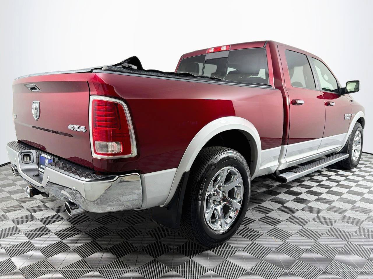 Used 2017 RAM 1500 Laramie w/ Convenience Group AWD/4WD image 26