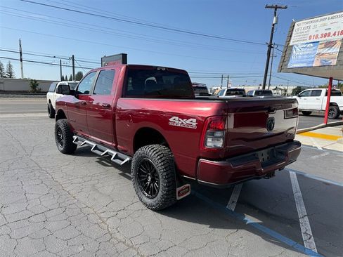Used 2022 RAM 2500 Big Horn w/ Night Edition AWD/4WD image 7