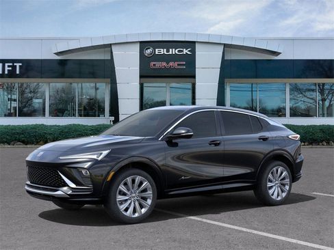 New 2025 Buick Envista Avenir image 3