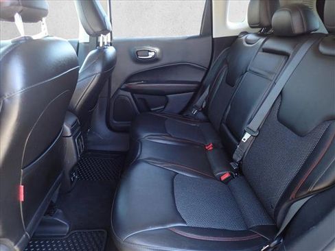 Used 2018 Jeep Compass Trailhawk AWD/4WD image 8