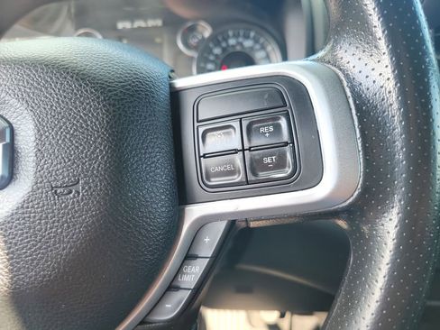 Used 2022 RAM 2500 Big Horn w/ Cold Weather Group AWD/4WD image 18