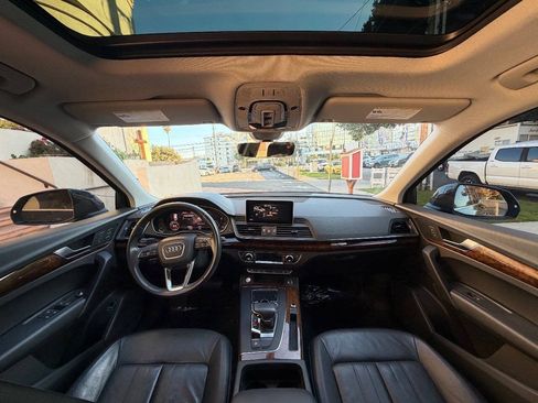 Used 2018 Audi Q5 2.0T Premium Plus w/ Premium Plus Package AWD/4WD image 26