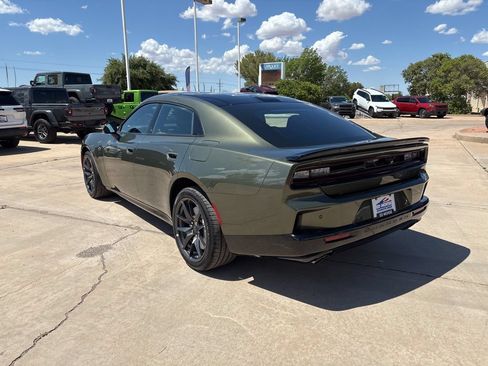 New 2026 Dodge Charger Scat Pack w/ Blacktop Package AWD/4WD image 7