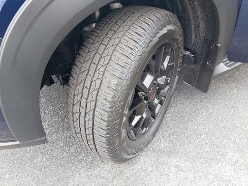 New 2025 Nissan Armada PRO-4X image 32