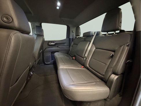 Used 2026 GMC Sierra 1500 SLT AWD/4WD image 27