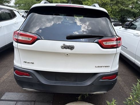 Used 2018 Jeep Cherokee Limited AWD/4WD image 24