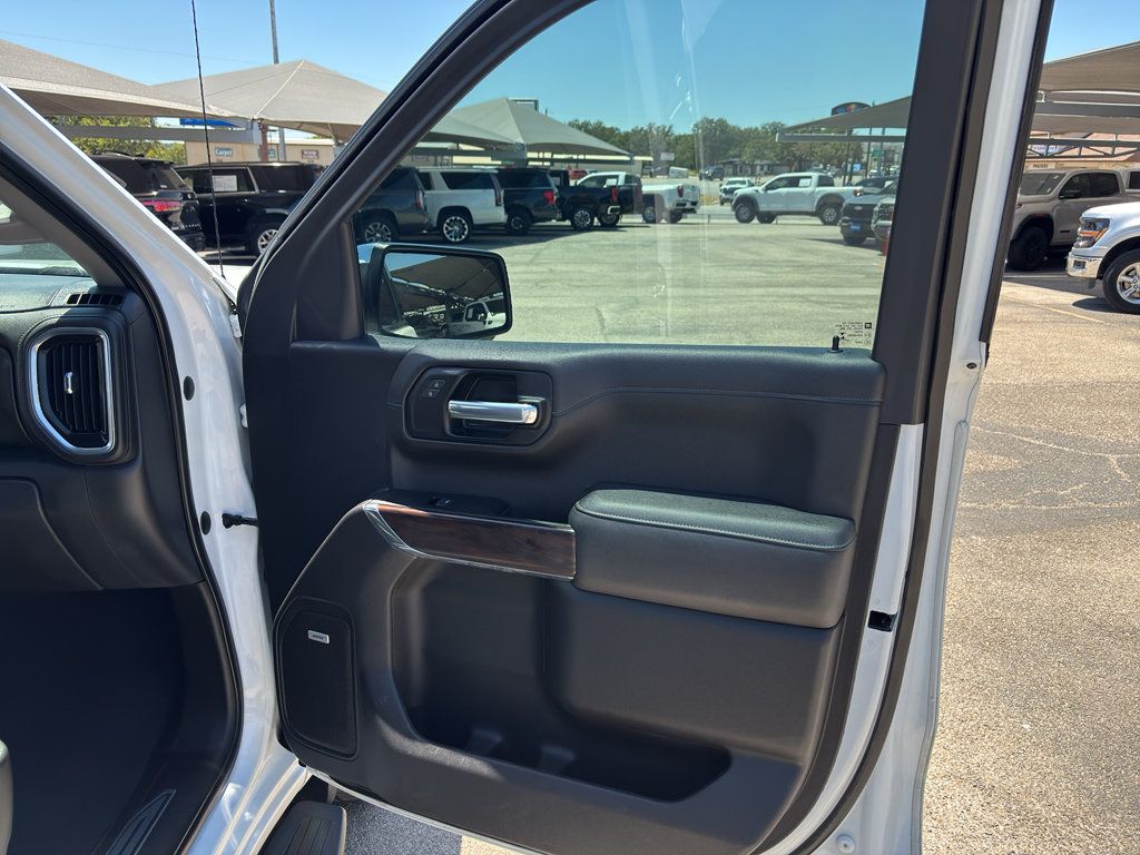Certified 2022 GMC Sierra 1500 SLT AWD/4WD image 15