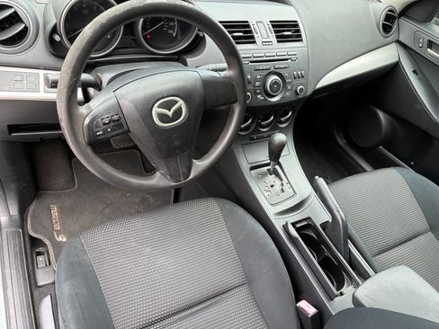 Used 2013 MAZDA MAZDA3 i SV image 6