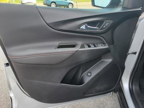 Certified 2022 Chevrolet Equinox RS w/ LPO, Floor Liner Package image 16