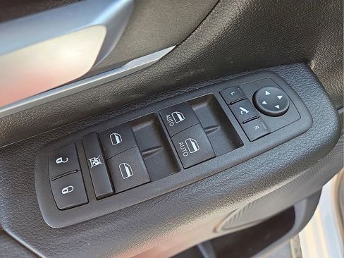 Used 2023 RAM 1500 Big Horn image 21