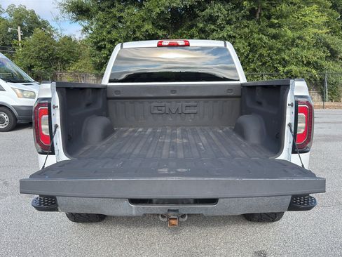 Used 2017 GMC Sierra 1500 SLT w/ SLT Premium Package AWD/4WD image 9