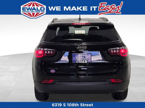 New 2026 Jeep Compass Latitude AWD/4WD image 15