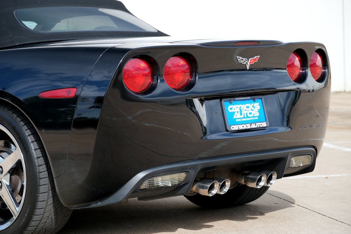 Used 2007 Chevrolet Corvette Convertible w/ Preferred Equipment Group RWD image 30