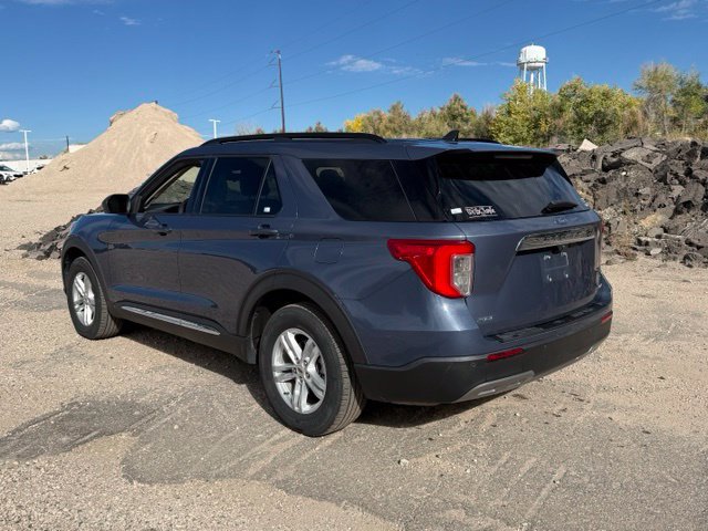 Used 2021 Ford Explorer XLT w/ Equipment Group 202A AWD/4WD image 3