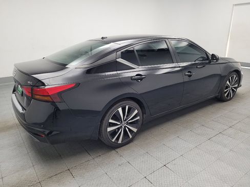 Used 2022 Nissan Altima 2.5 SR FWD image 9