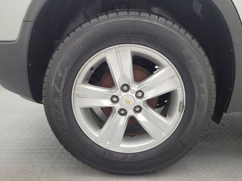Used 2020 Chevrolet Trax LS FWD image 31