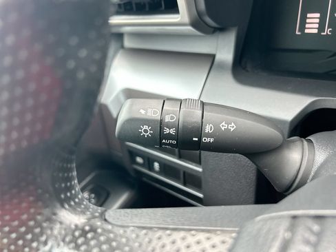 Used 2025 Toyota Tacoma SR5 RWD image 21
