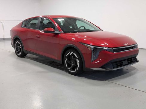 Certified 2025 Kia K4 EX FWD image 6