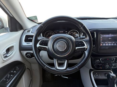 Used 2018 Jeep Compass Latitude w/ Popular Equipment Group FWD image 14