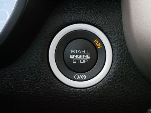 Used 2022 RAM 1500 Laramie image 28