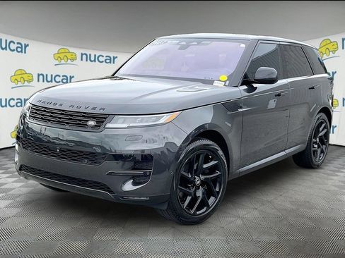 Used 2023 Land Rover Range Rover Sport SE AWD/4WD image 3