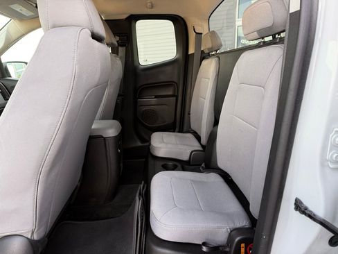 Used 2018 Chevrolet Colorado W/T w/ WT Convenience Package image 20