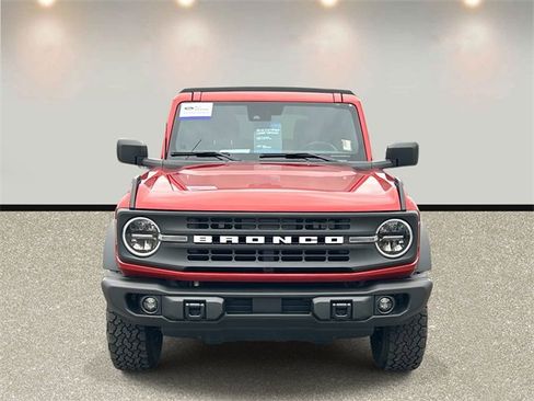 Certified 2023 Ford Bronco Black Diamond image 2