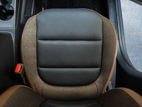 Certified 2025 Ford Bronco Sport Outer Banks w/ Outer Banks Tech Package+ image 33