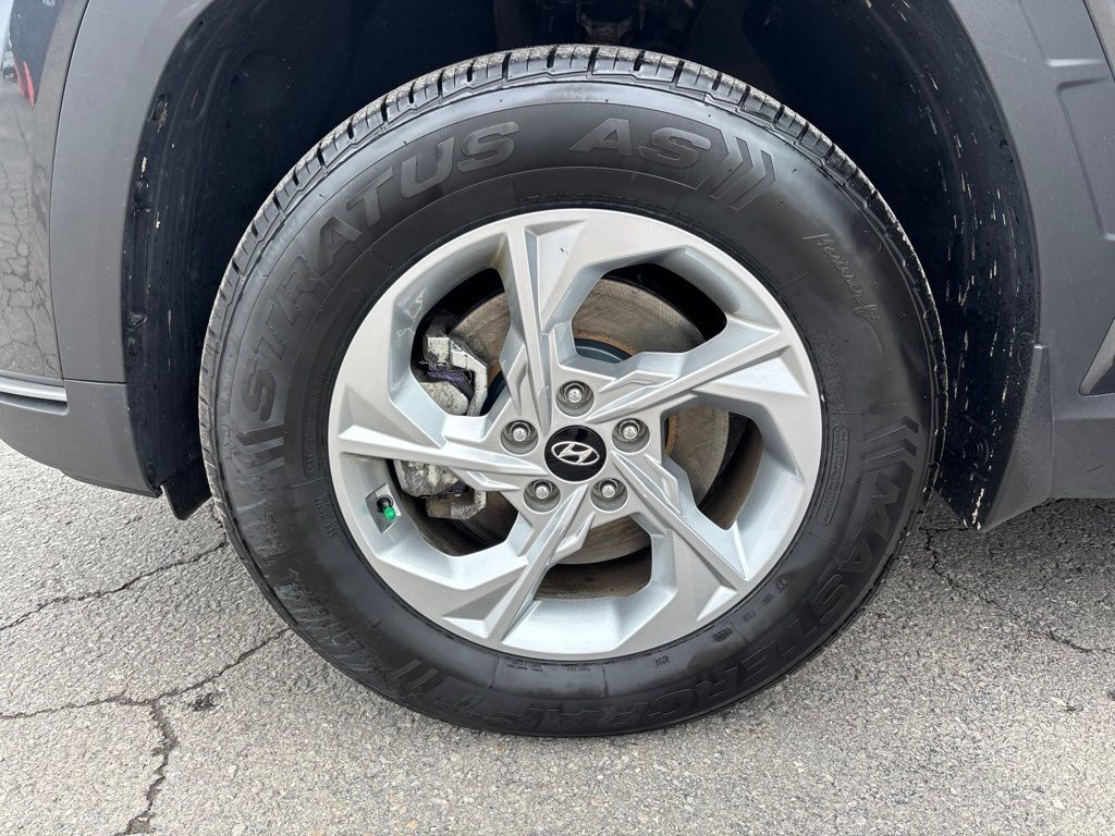 Used 2024 Hyundai Tucson SE AWD/4WD image 11