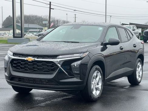 New 2026 Chevrolet Trax LS image 26