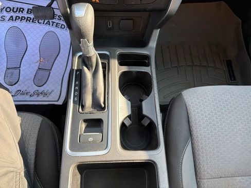 Used 2017 Ford Escape SE AWD/4WD image 22